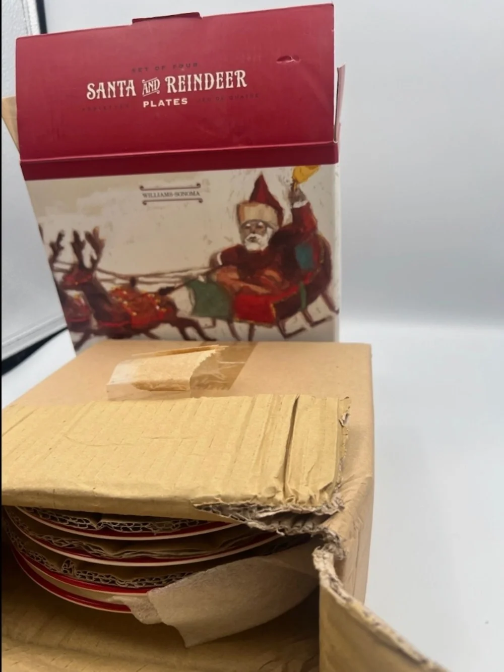 WILLIAMS SONOMA SET OF 4 SANTA + REINDEER PLATES